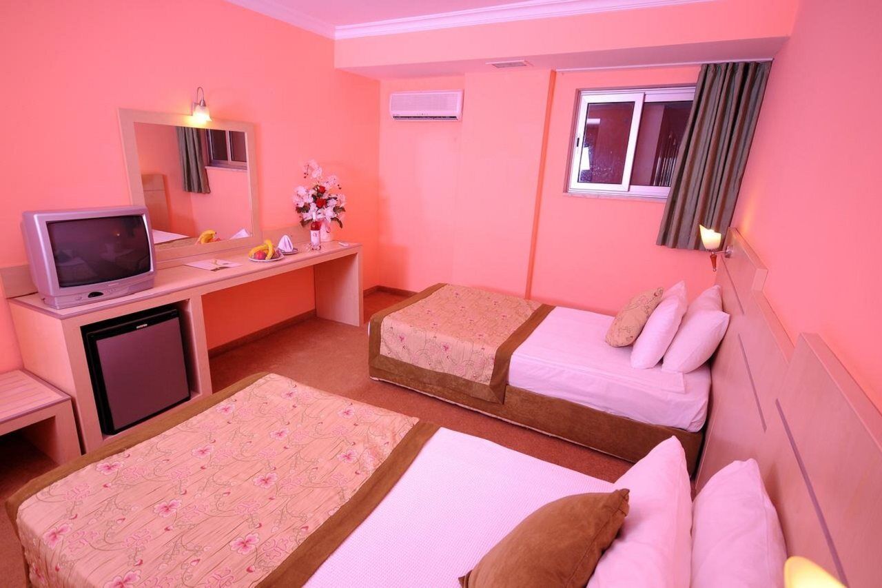 Sunbeach Hill Hotel シダ エクステリア 写真